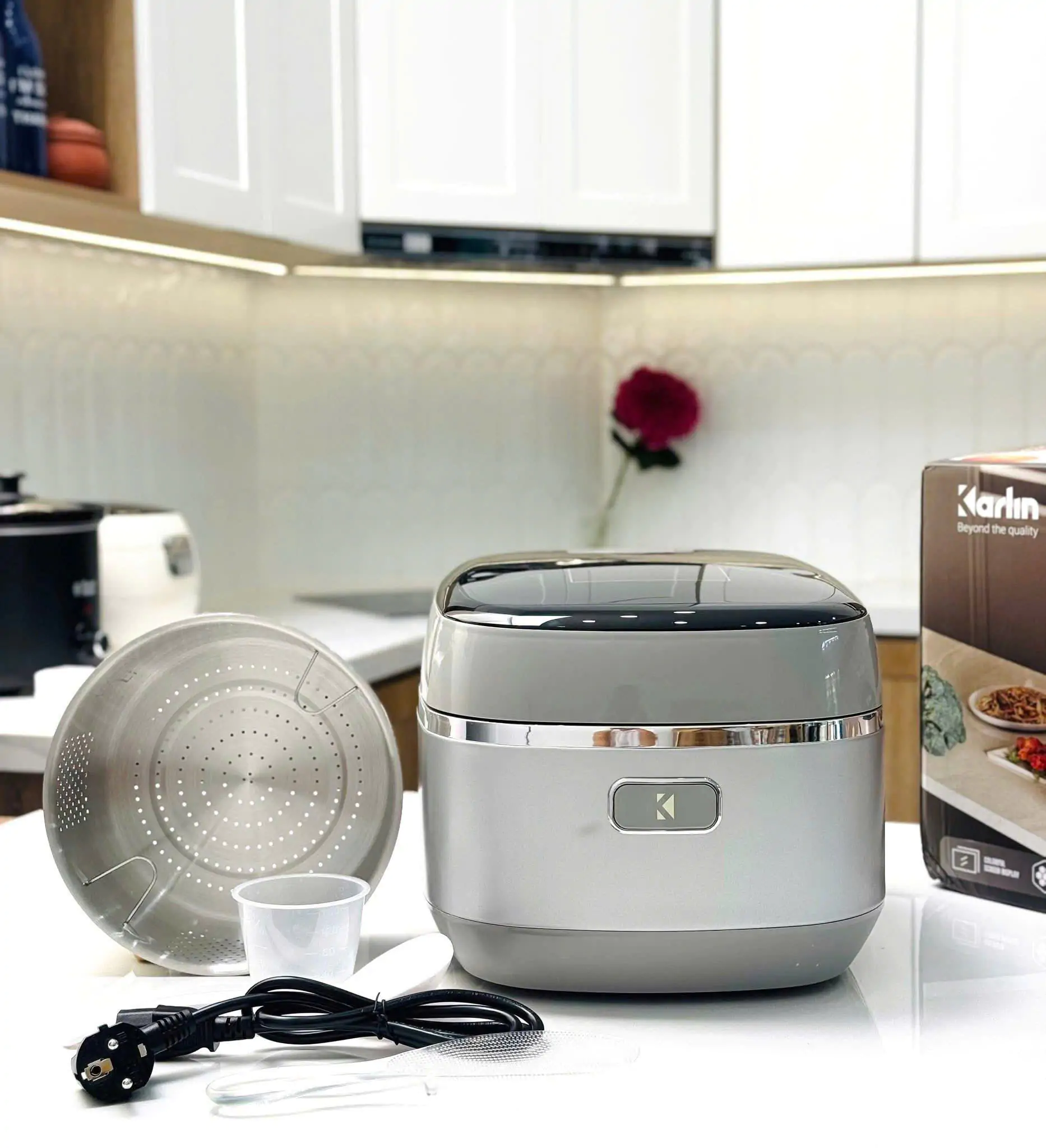 nồi cơm điện cao tần lòng inox karlin