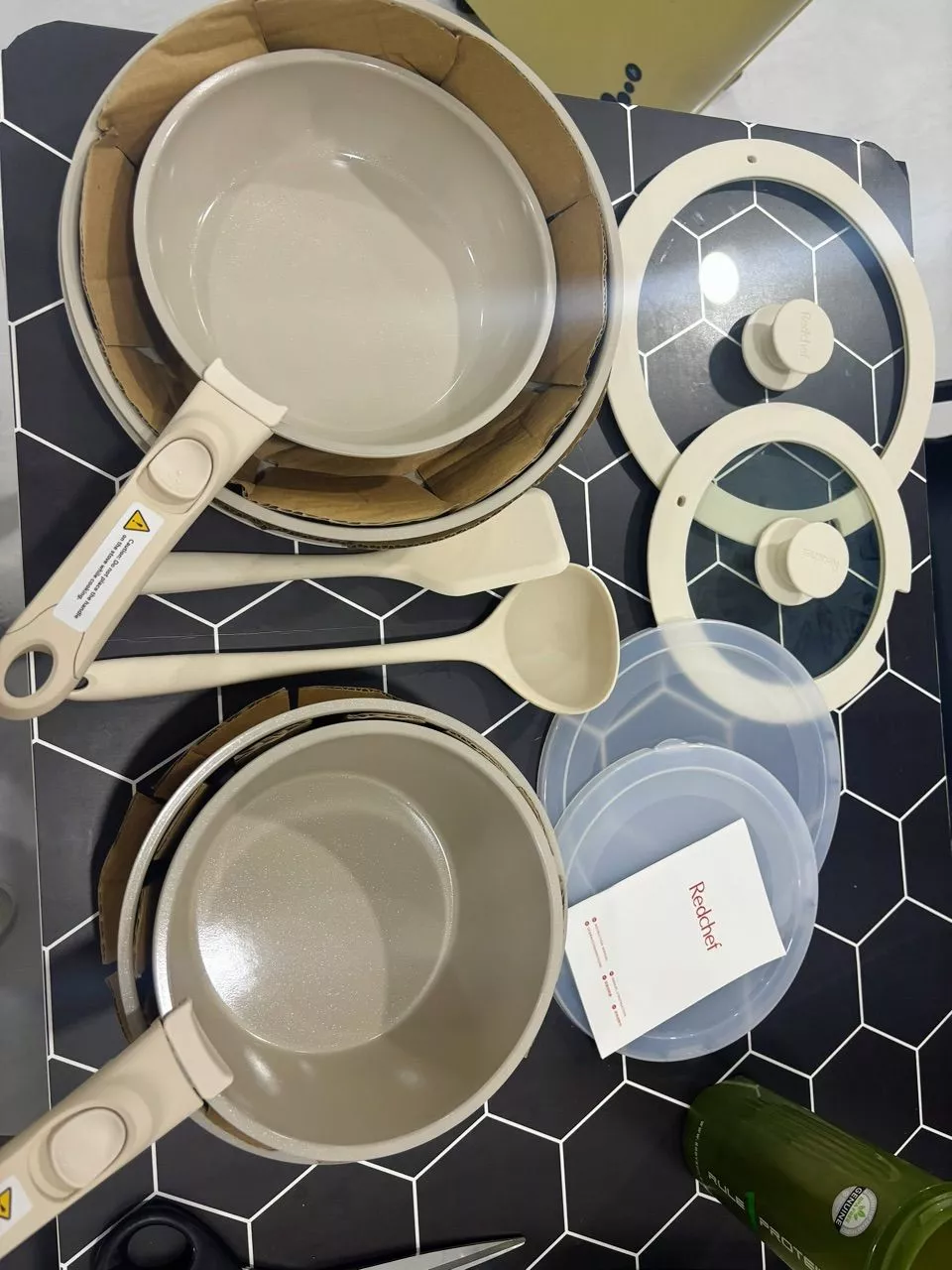 Bộ nồi chảo chống dính Ceramic Redchef Bộ nồi chảo chống dính Ceramic Redchef